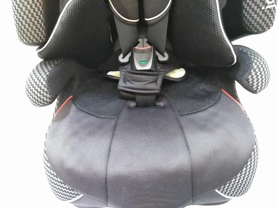 Combi コンビ ジョイトリップ エッグショック GC ジュニアシート △