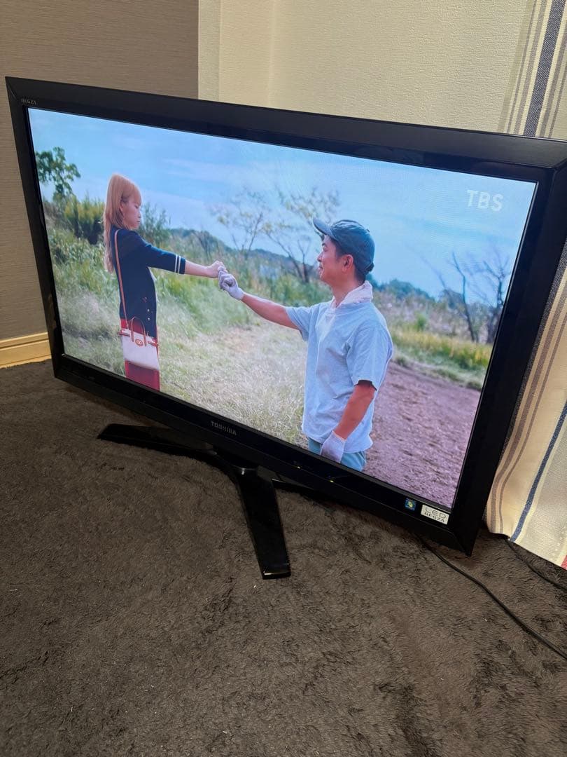 東芝REGZA 37型液晶テレビ 37Z1S