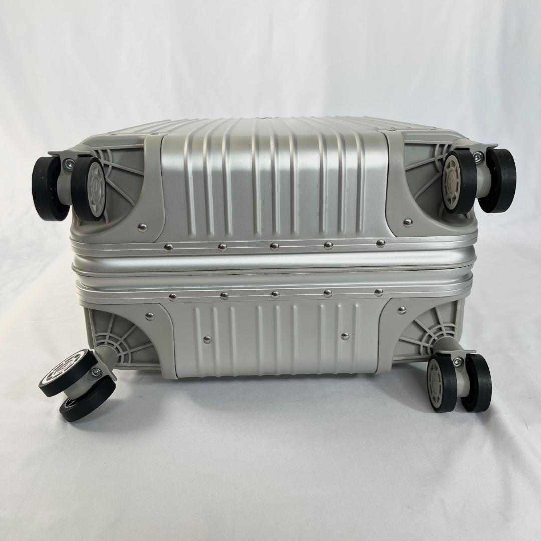 未使用 メルセデスベンツ キャリーケース スーツケース アルミ 機内持込 32L