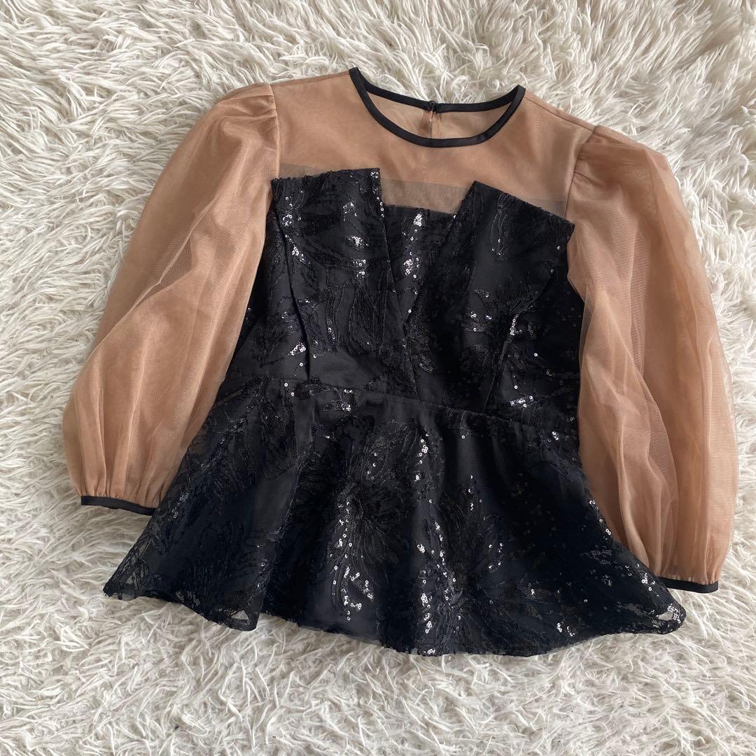 豆侍(土日も発送します)Leja レジャ　シアーパフスリーブペプラムス