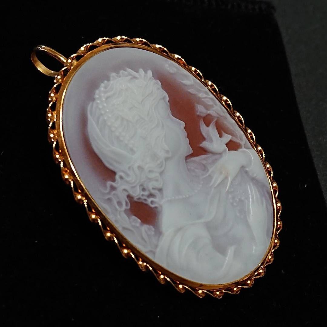 【処分価格☆】カメオ 手彫り K18枠 ブローチ ペンダントトップ 美品