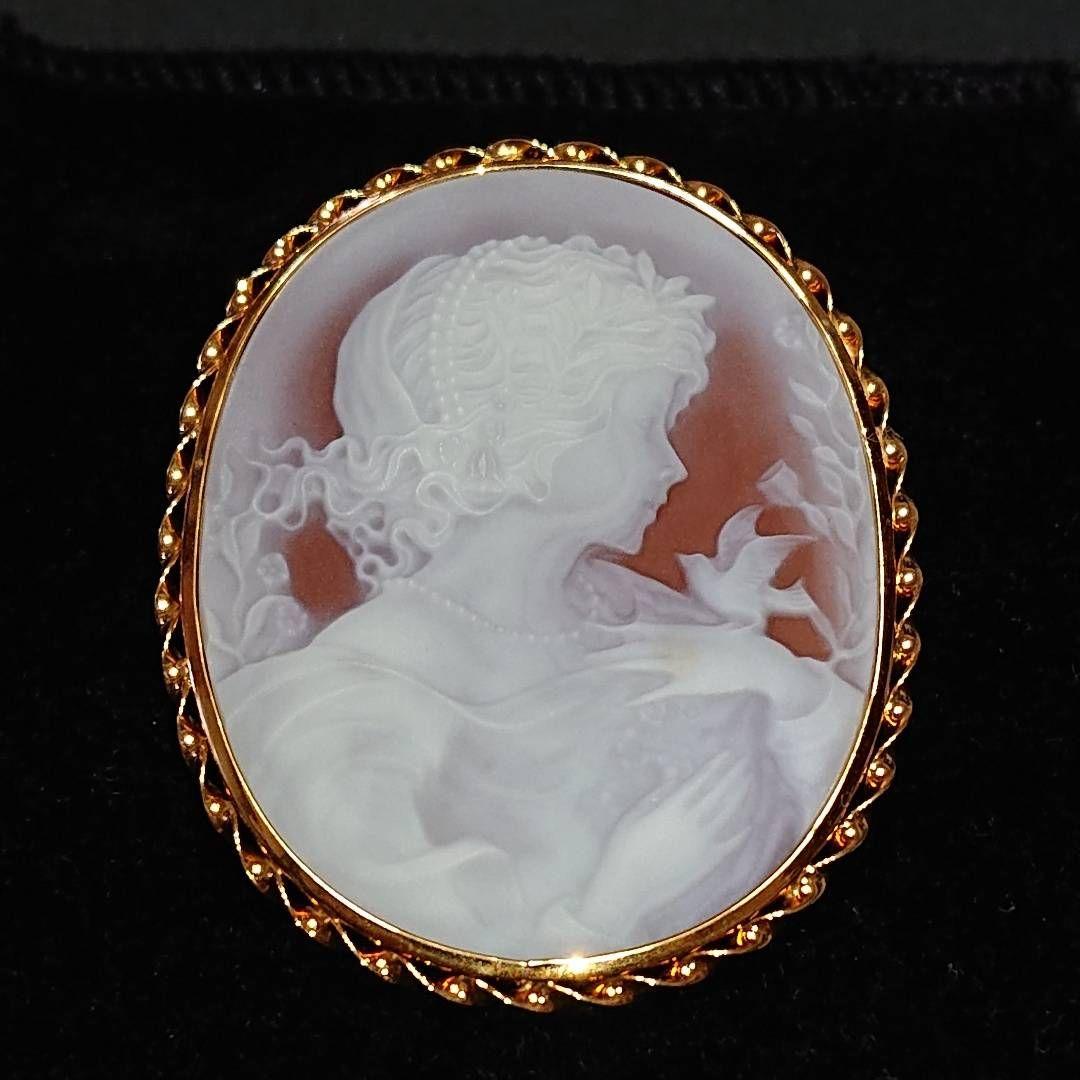 【処分価格☆】カメオ 手彫り K18枠 ブローチ ペンダントトップ 美品