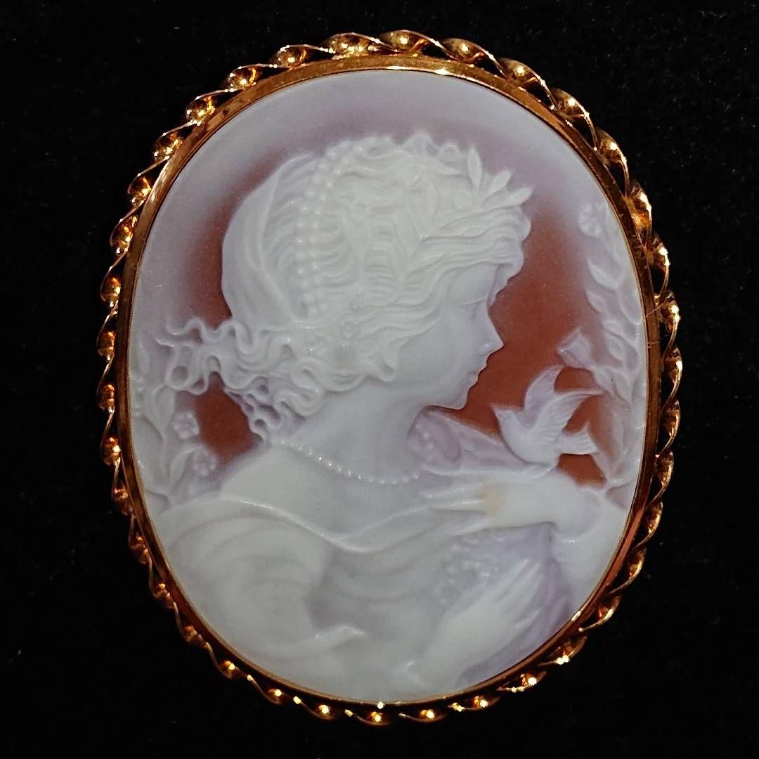 【処分価格☆】カメオ 手彫り K18枠 ブローチ ペンダントトップ 美品