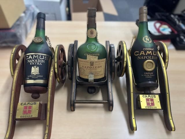 【古酒砲台付きセット】カミュ ナポレオン エクストラ 砲台台座付き