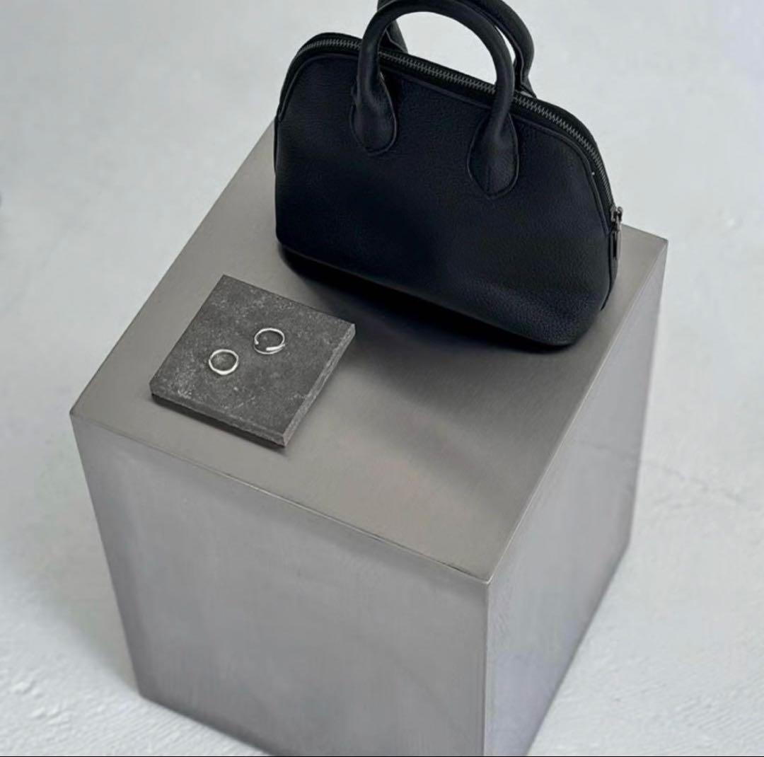 ステンレス スクエア サイドテーブル スツール　モダン　シンプル　アート