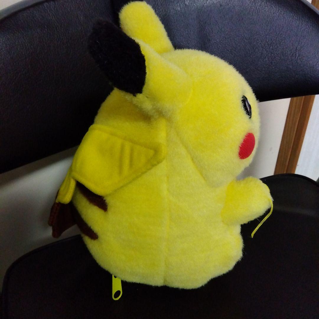 ピカチュウ ぬいぐるみ TOMY製 +1(メーカー不明)+1