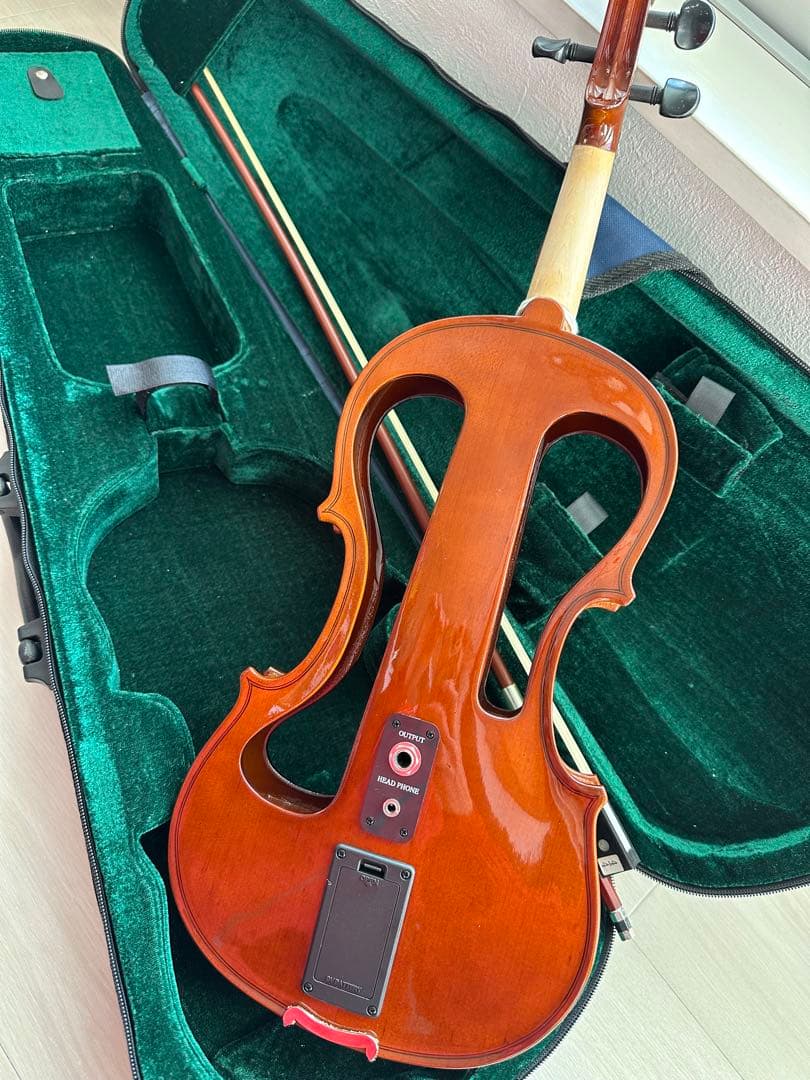 新品未使用　ハルシュタット　エレクトリックバイオリン　CV-210E/EV-30