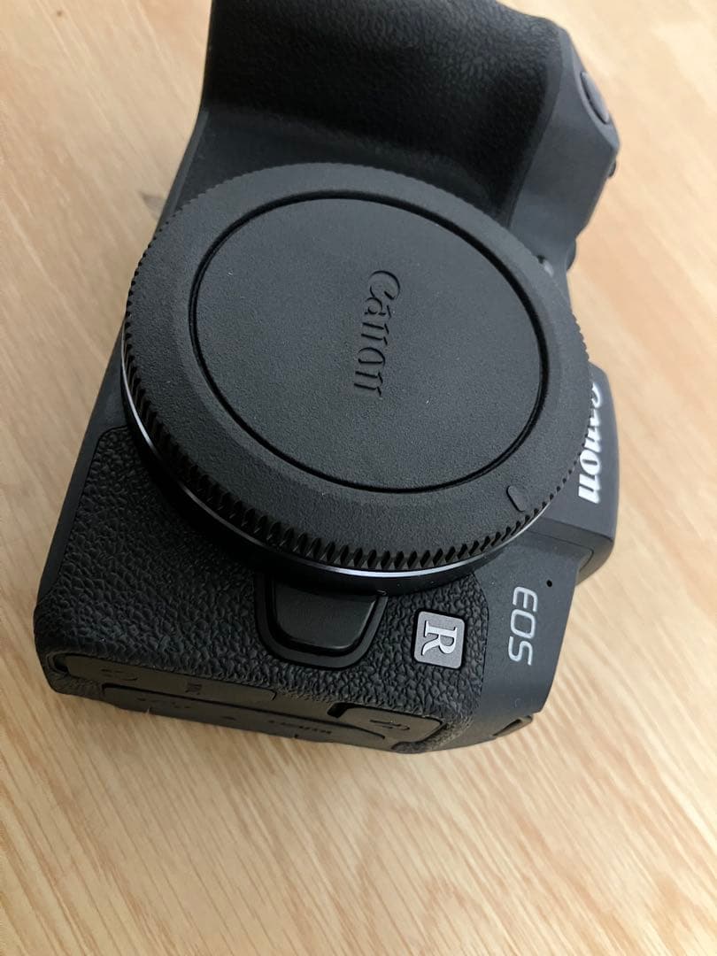 【美品】Canon EOS RP ボディ【おまけ付】