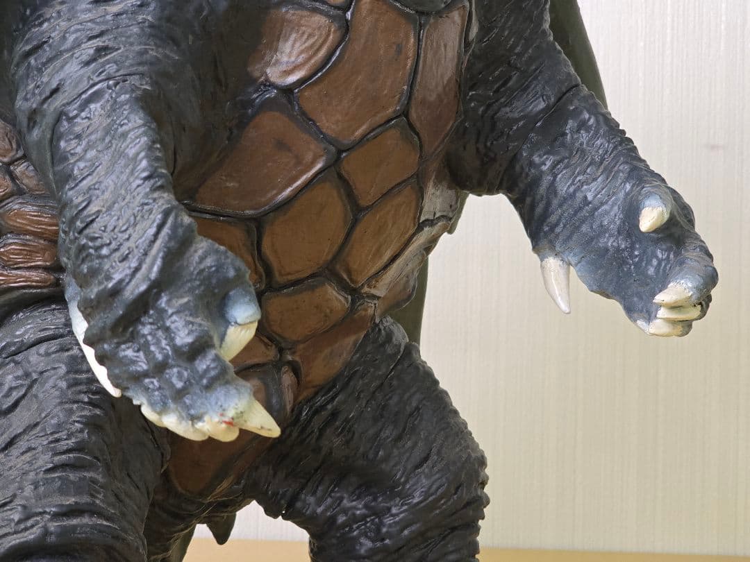 ガメラ フィギュア 高さ約52cm