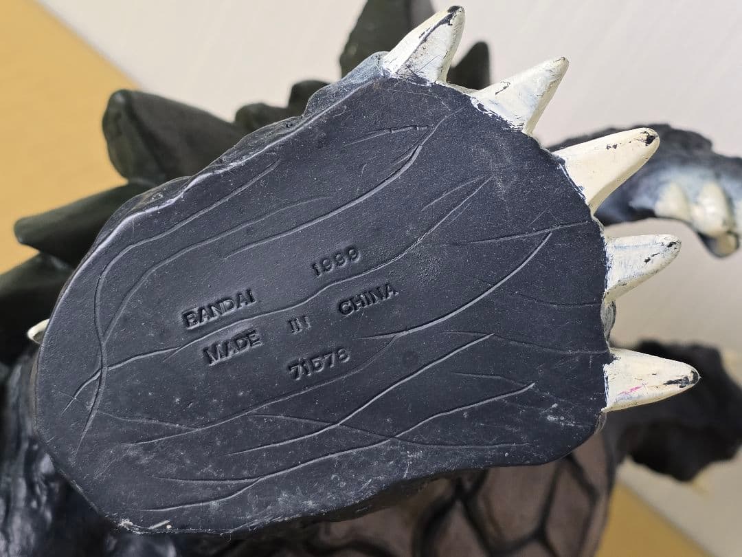 ガメラ フィギュア 高さ約52cm