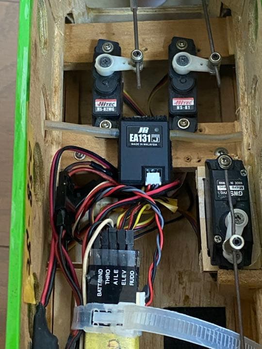 飛行機ラジコン