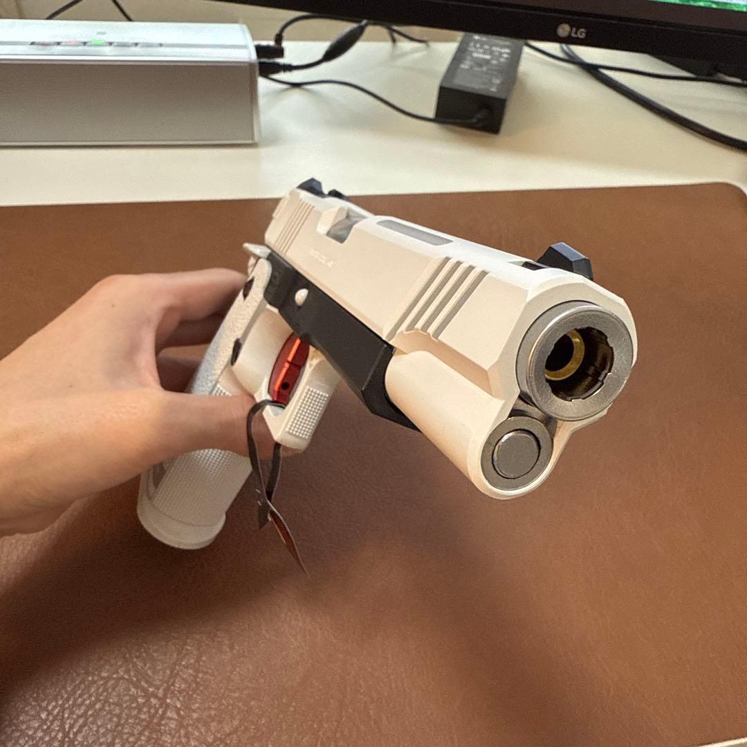 東京マルイ ガスガン ハイキャパ　ホワイト D.O.R