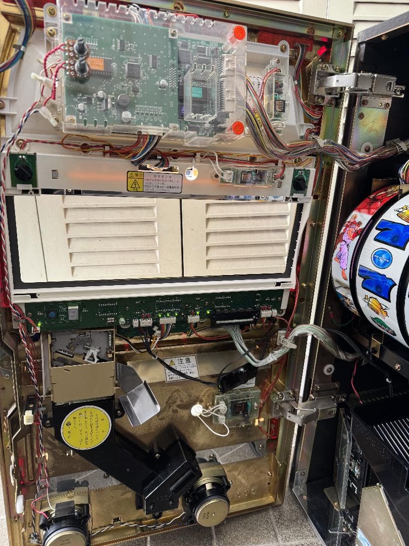 【ご自宅まで送料無料‼️】ストリートファイター2　アリストクラート　4号機