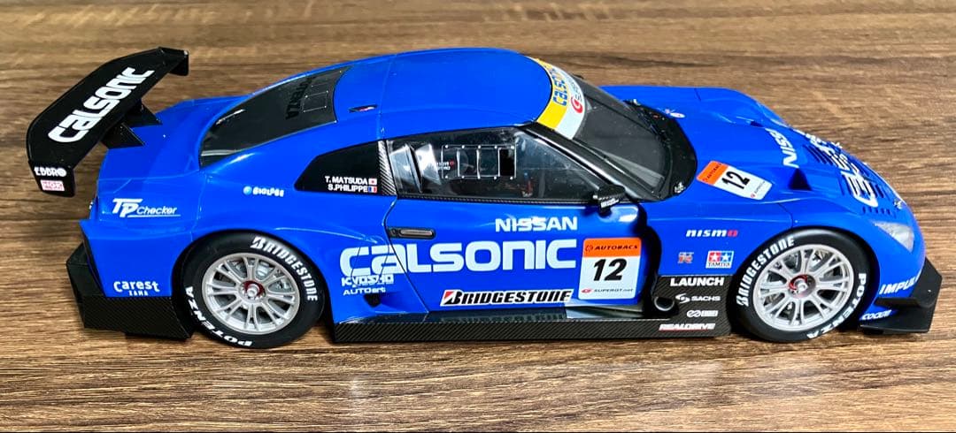 オートアート Nissan Calsonic GT-R R12 1/18