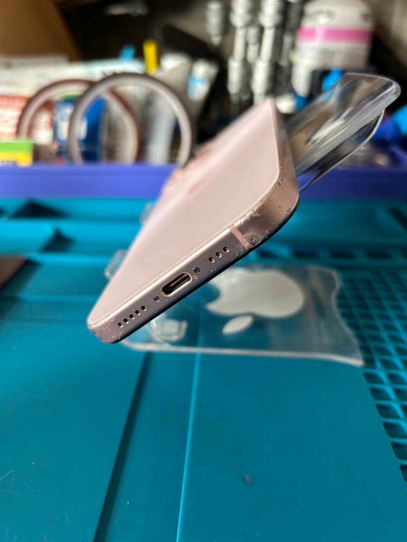 元*す様 動作確認済み iPhone 15 128GB バッテリー84%