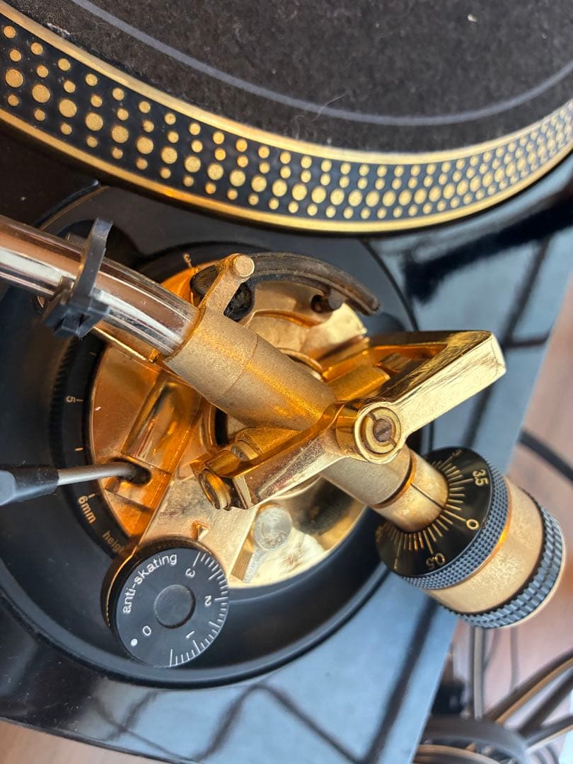 Technics SL-1200 Limited ターンテーブル