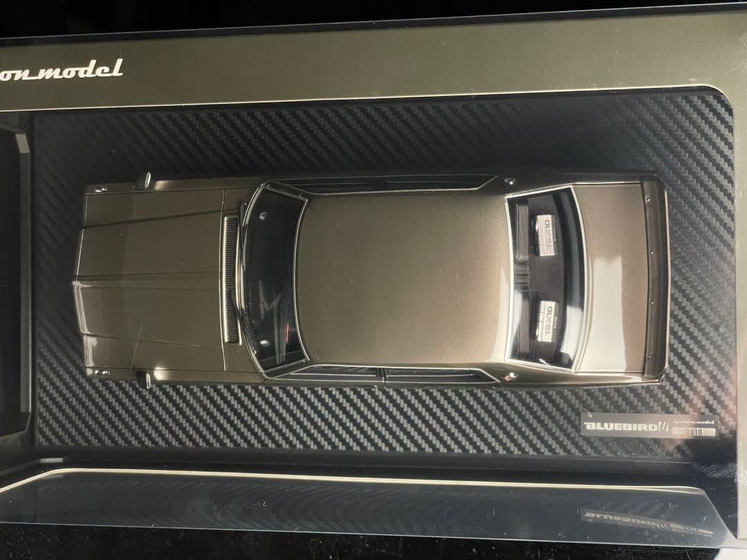 まっきー様　イグニッションモデル 1/18 ニッサン ブルーバード U