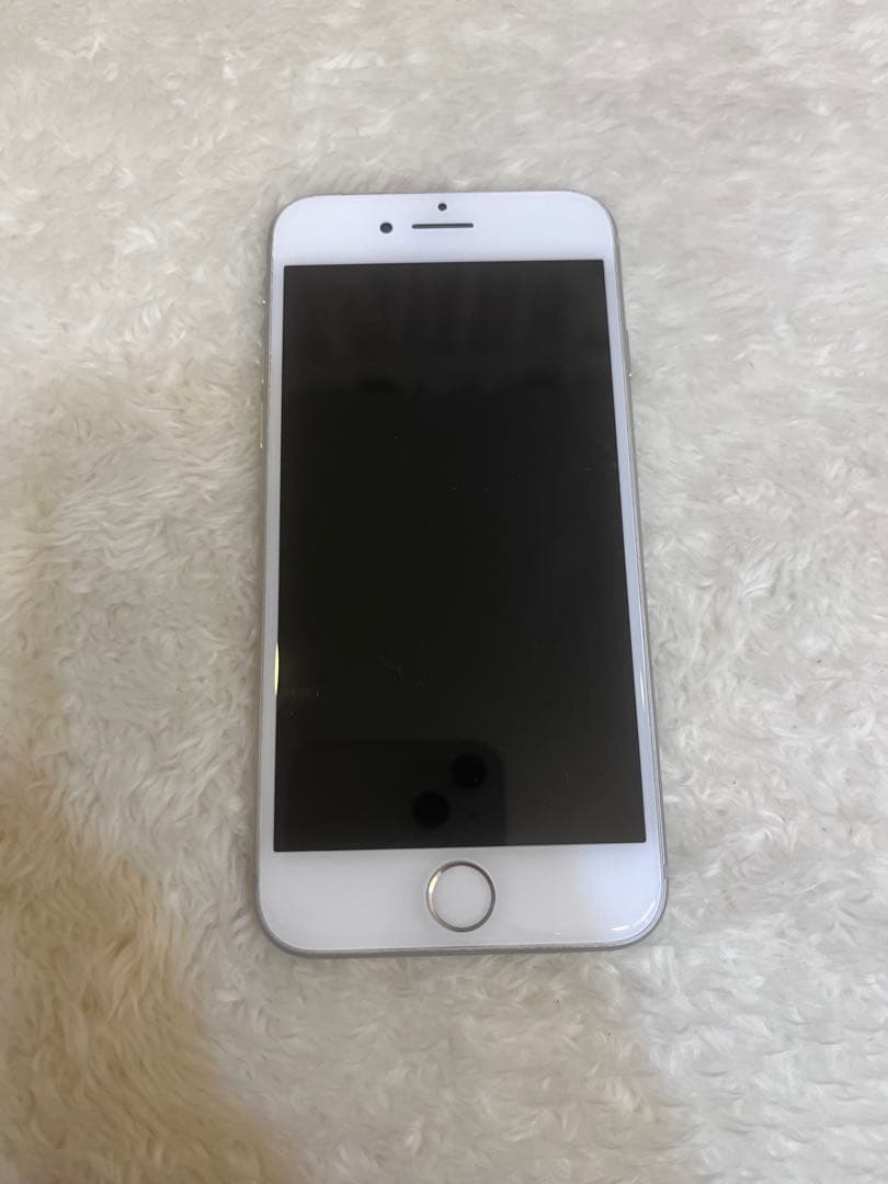 Apple iPhone 8 64Gシルバー