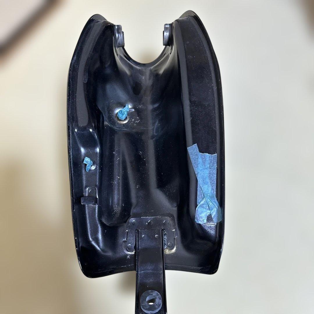 250TR FI 純正タンク 黒