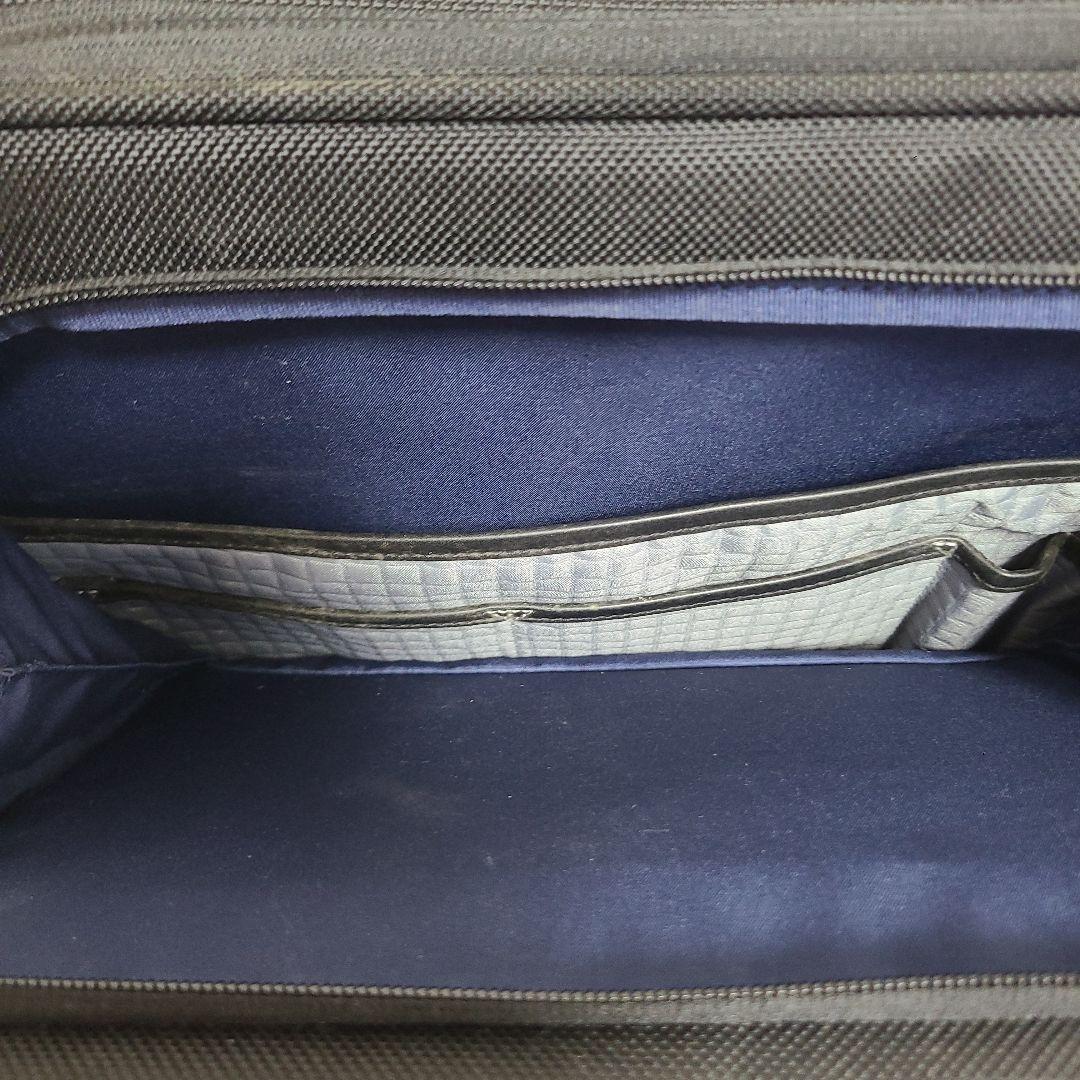 美品　Samsonite　BLACK LABEL キャリーケース　軽量　黒