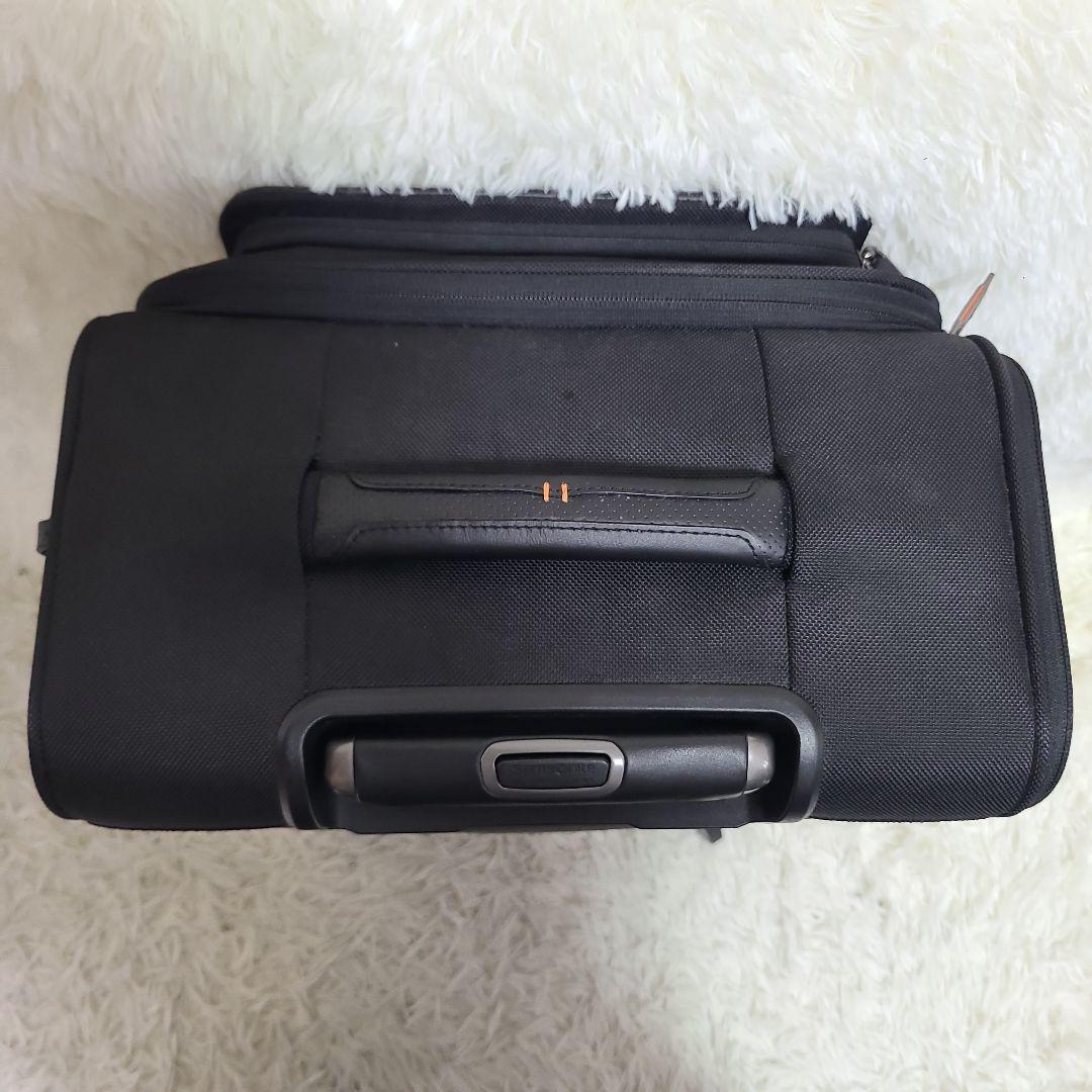 美品　Samsonite　BLACK LABEL キャリーケース　軽量　黒