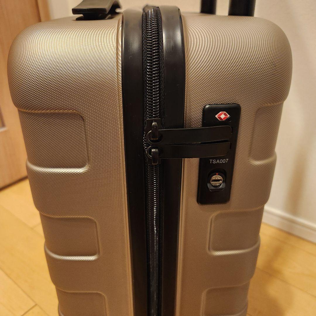 無印良品 ハードキャリーケース 20L