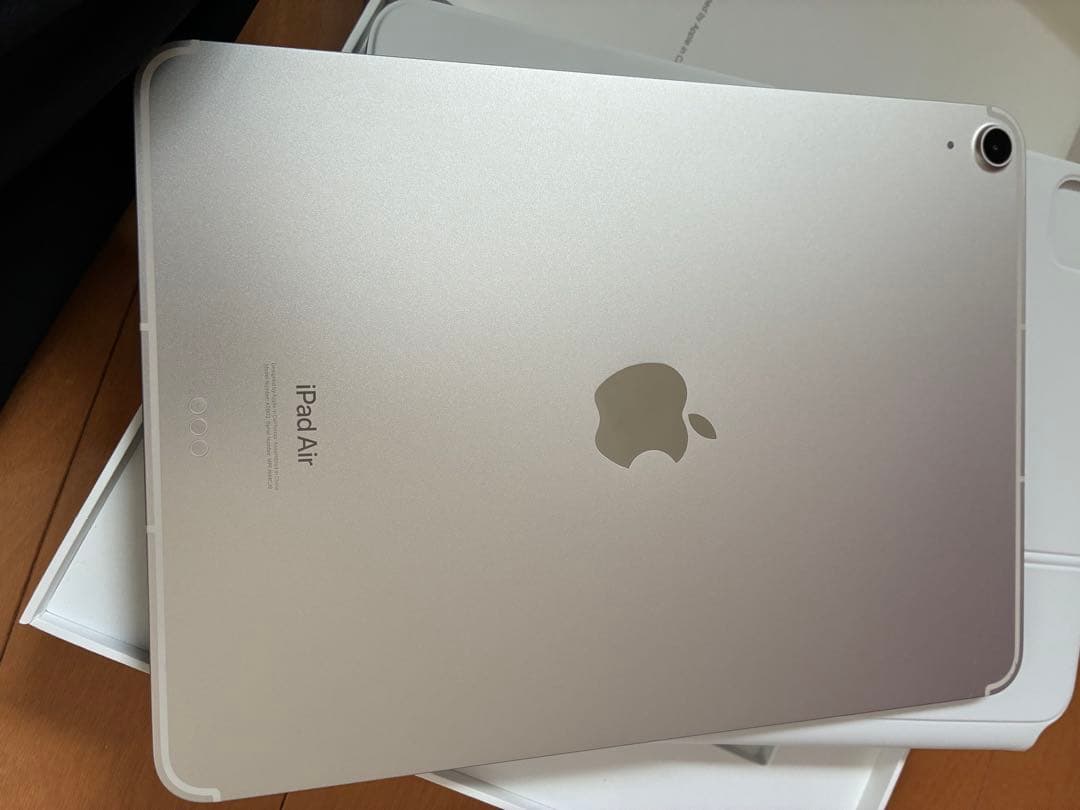 11インチ　iPad Air (M2) Wi-Fi + Cellular 256