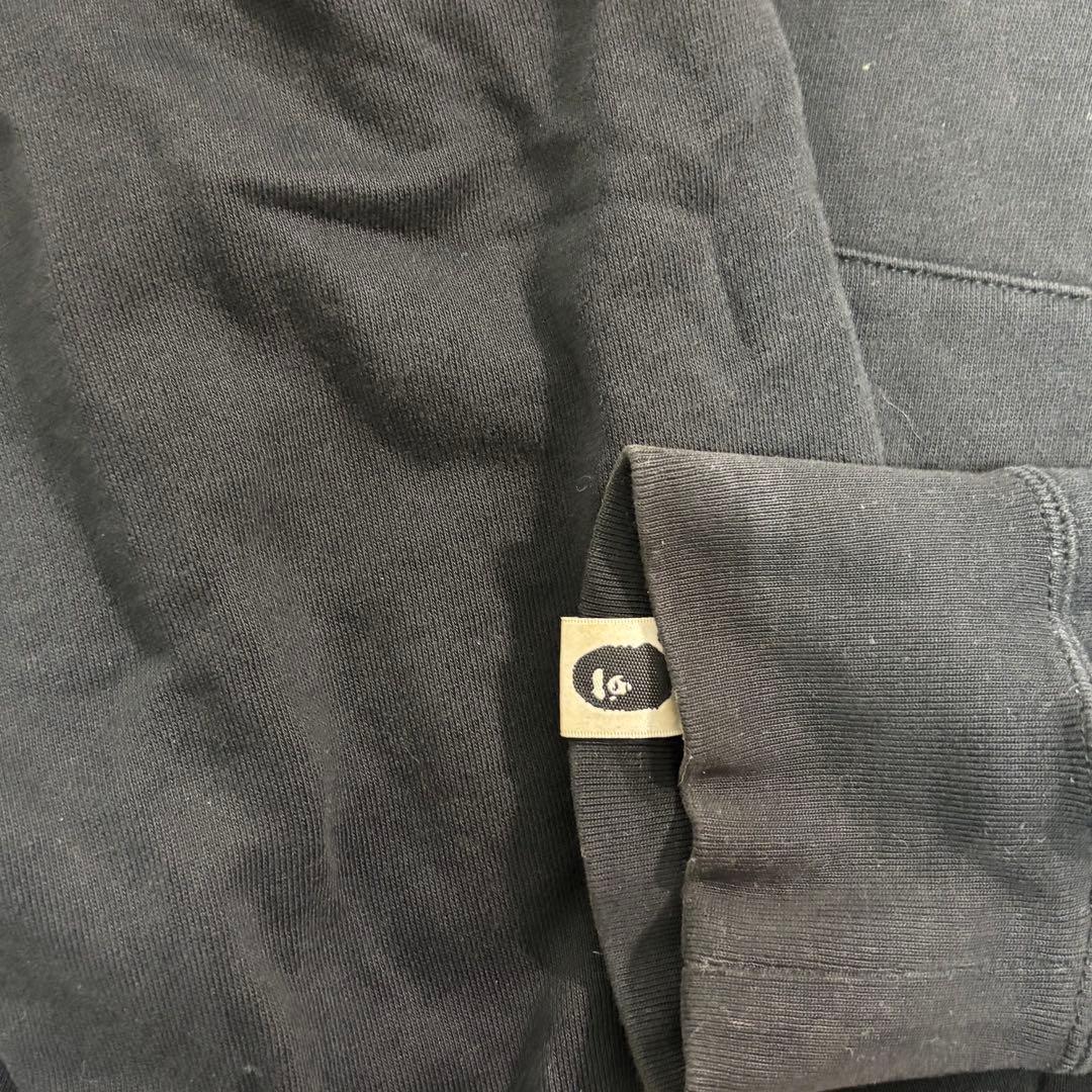 A BATHING APE ブラックパーカー