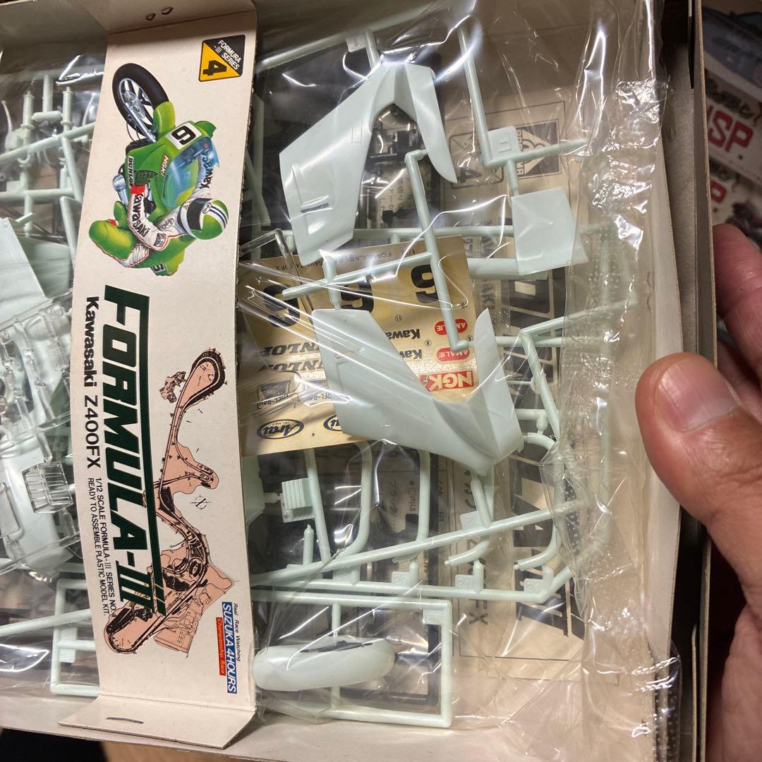 青島Kawasaki Z400FX 1/12 プラモデル 鈴鹿4時間耐絶版