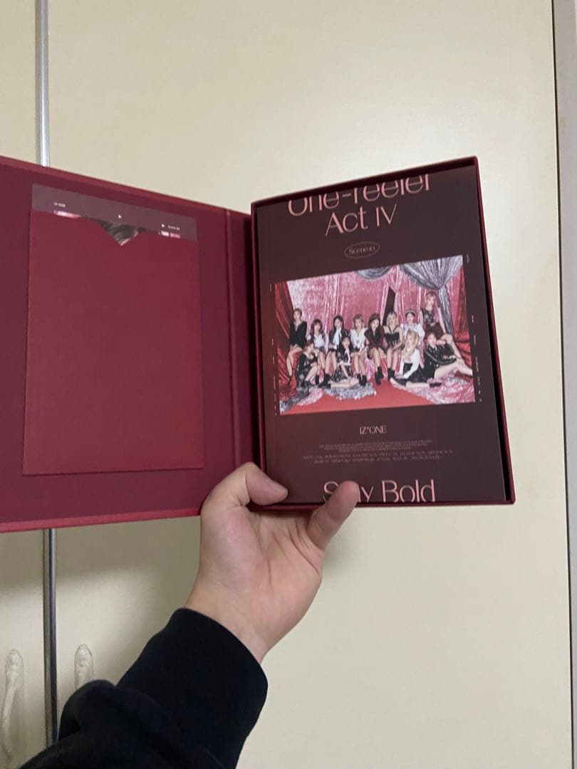 【早い者勝ち】IZ*ONE アルバム、写真集、BluRay