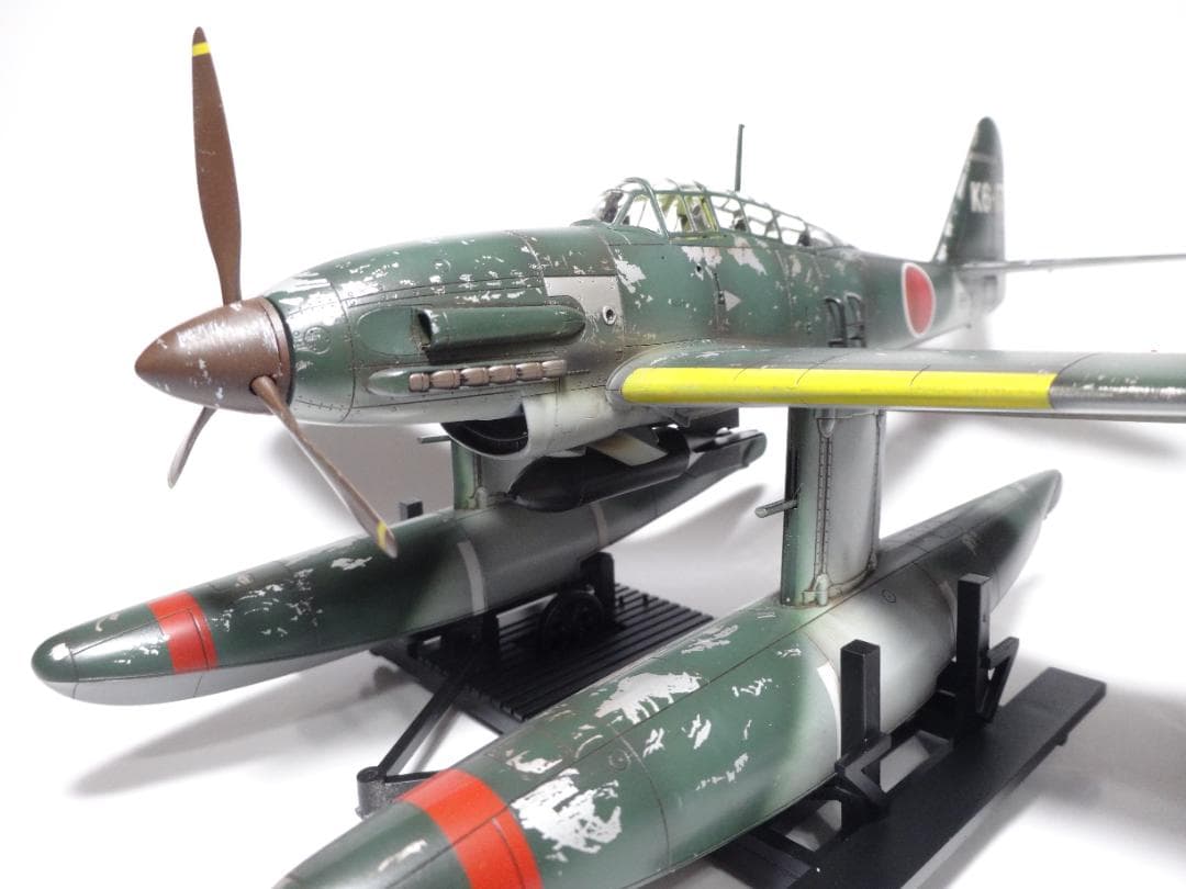 タミヤ1/48日本海軍攻撃機「晴嵐」完成品