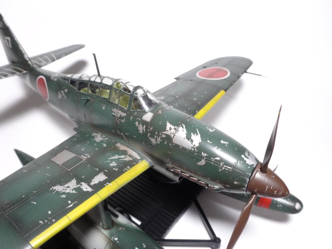 タミヤ1/48日本海軍攻撃機「晴嵐」完成品