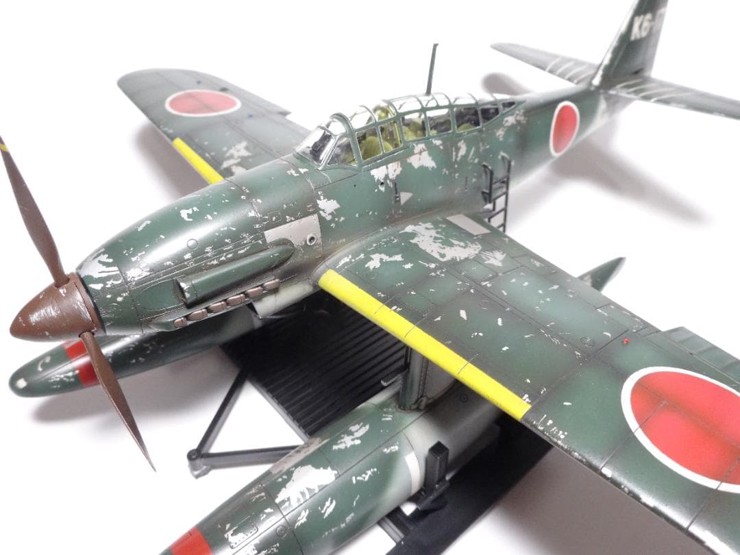 タミヤ1/48日本海軍攻撃機「晴嵐」完成品