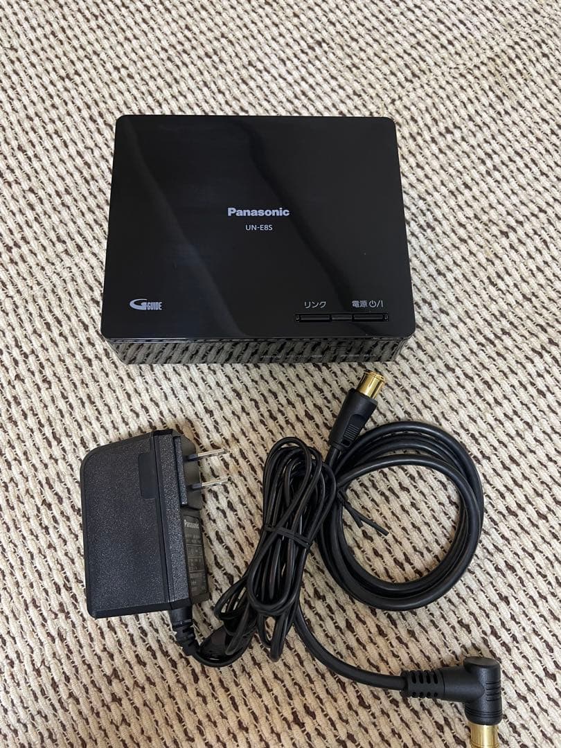 Panasonic ポータブルテレビ UN-10CE8-W 10インチ