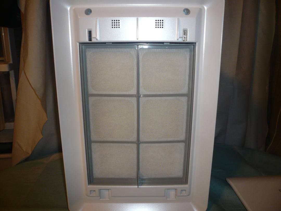 富士通ゼネラル PLAZION 加湿除菌脱臭機 DAS-303K-W 22年製