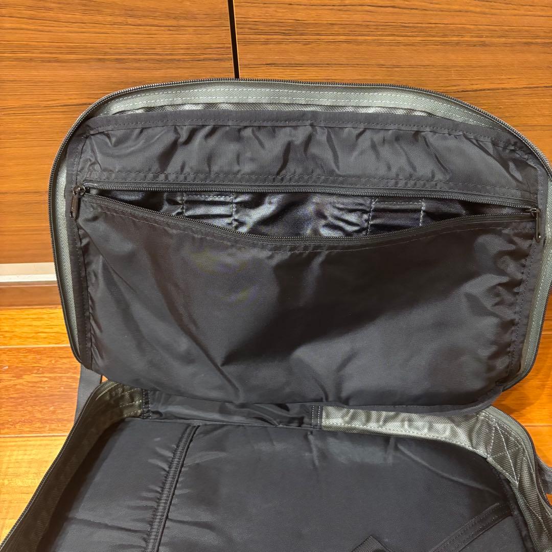 sl＊＊eBRIEFING×TOMMOROWLAND別注　3WAY