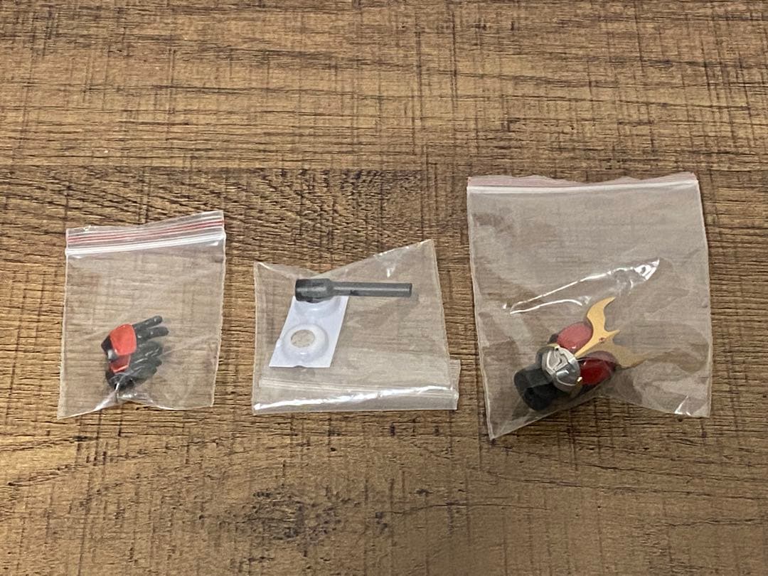 山　真骨彫製法用　仮面ライダークウガ　発光頭部＋手首セット