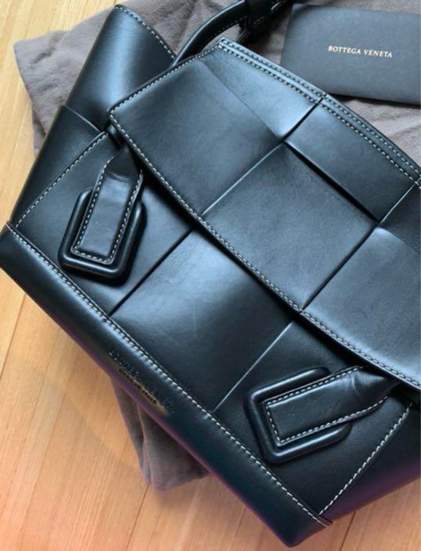 本日特価 Bottega Veneta / ボッテガヴェネタ アルコ33 美品