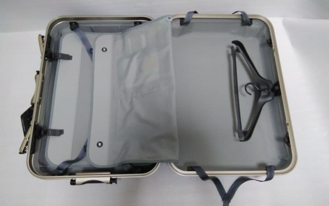 【プロテカ】スーツケース 日本製 レクトクラシックII 67L NIZ②