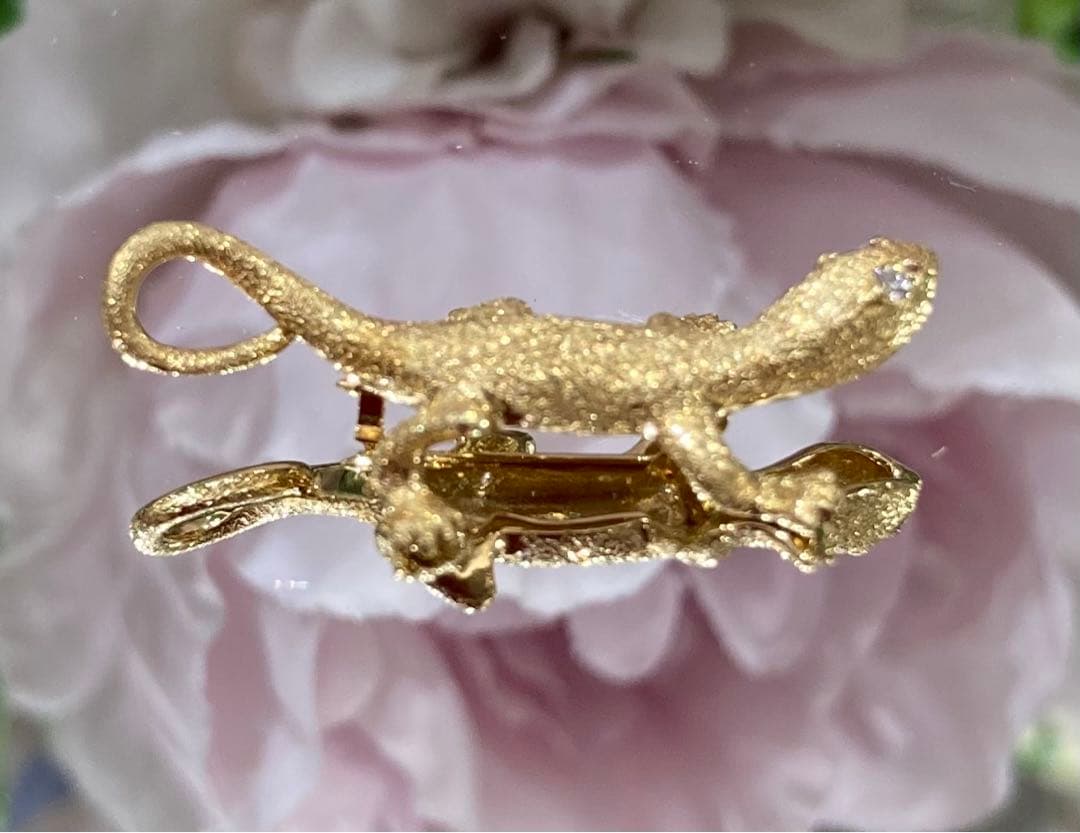 【新品未使用】K18 天然ダイヤモンド　ヤモリ　ピンブローチ　ペンダントトップ