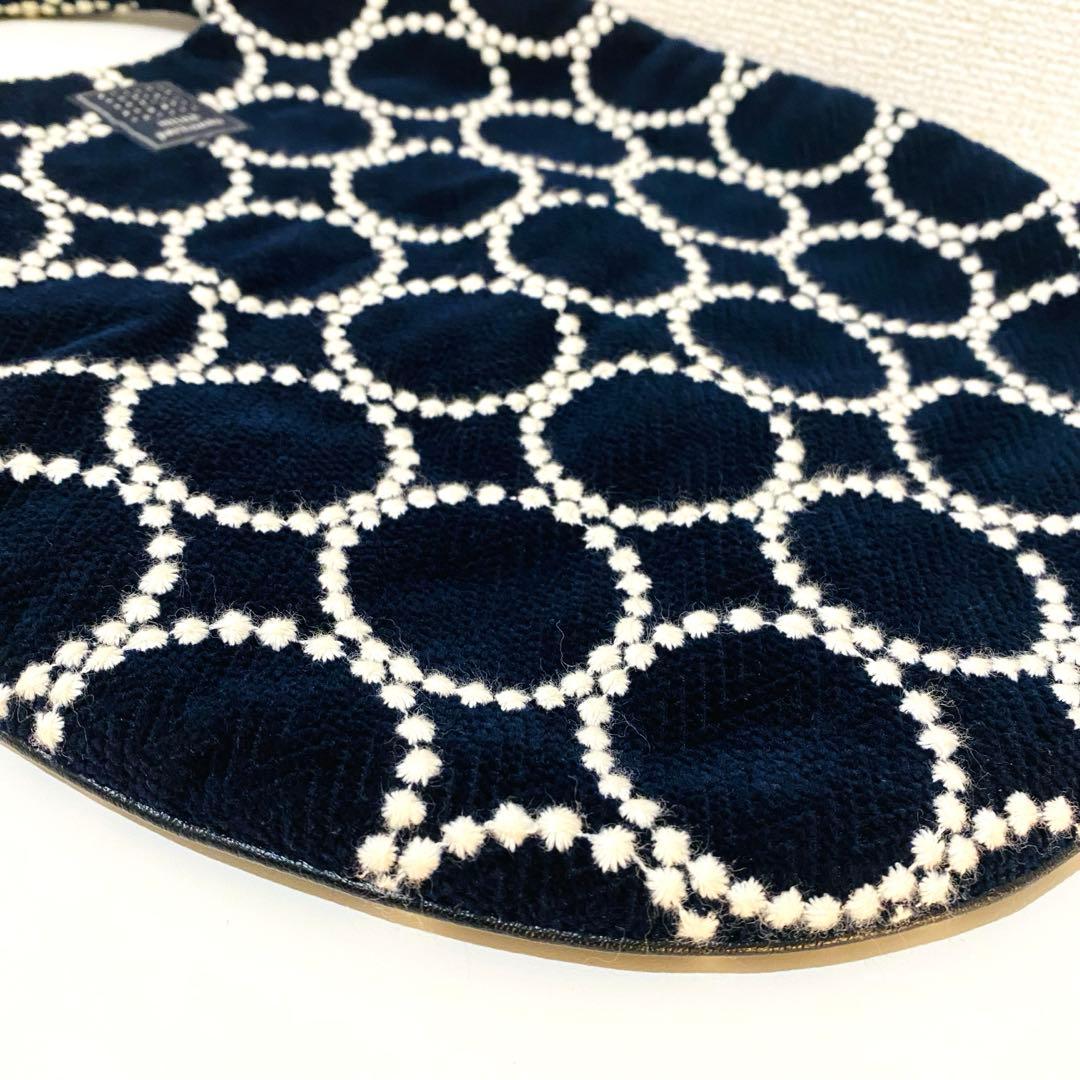 【販売終了品】ミナペルホネン　タンバリン エッグバッグ　ヘリンボーン柄生地