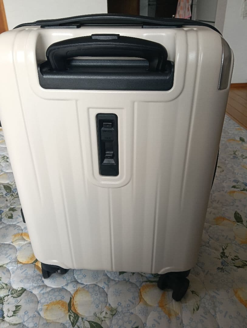 TRAVELIST レスト 35L マットアイボリー