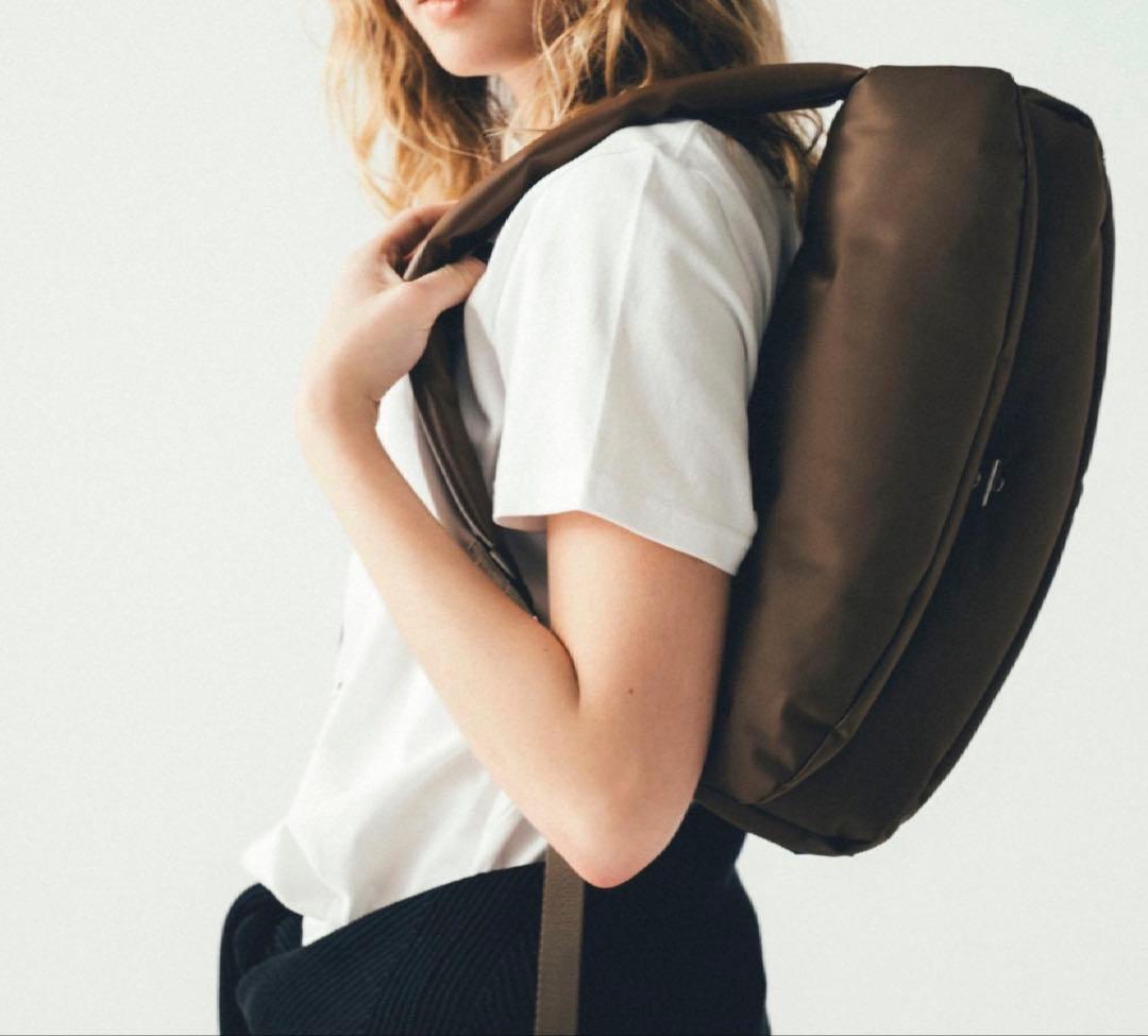 NOMADIS（ノマディス） LUCK ナイロンショルダーバッグ