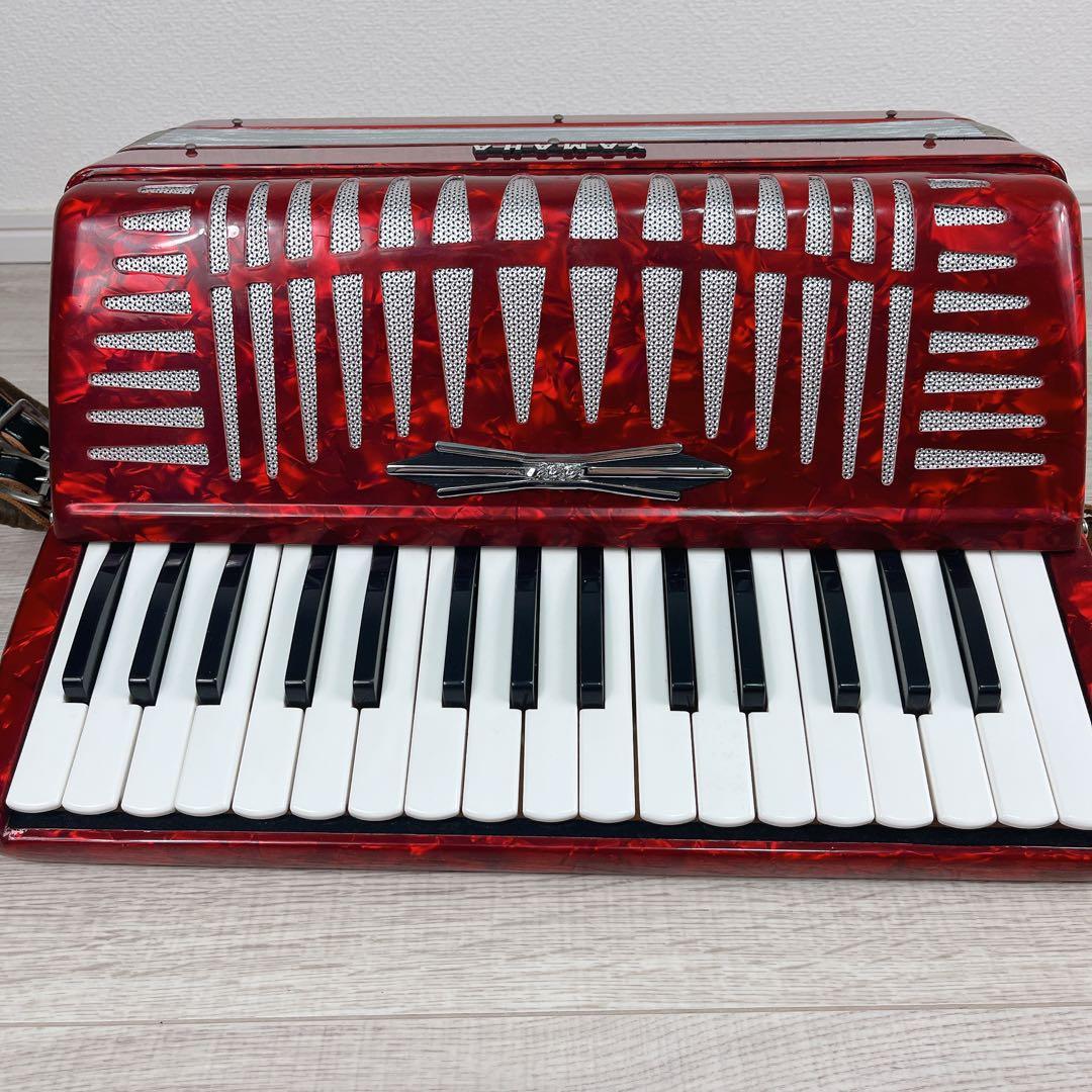★美品★YAMAHA ヤマハ アコーディオン 32鍵盤 8905 ケース付　鍵