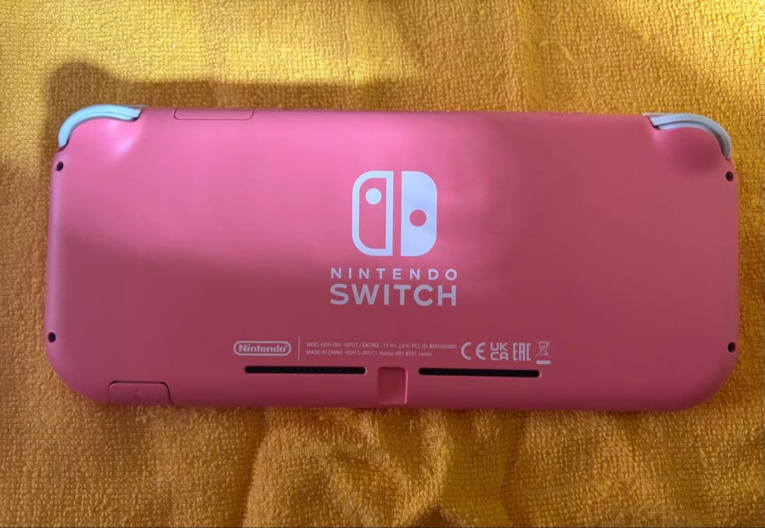 Nintendo Switch Lite ピンク