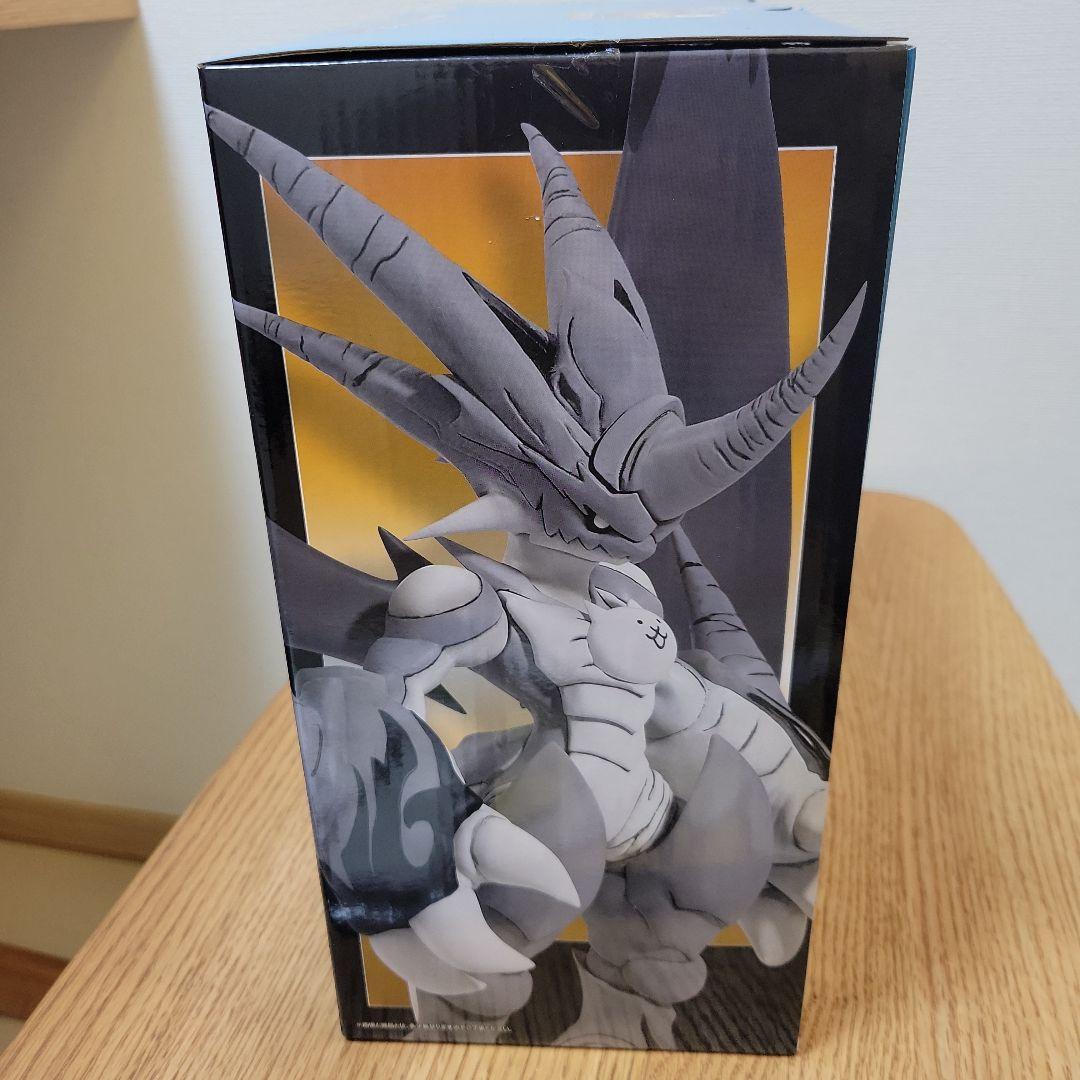 一番くじにゃんこ大戦争　覚醒のネコムートフィギュアと出陣スロットハンドタオル2枚