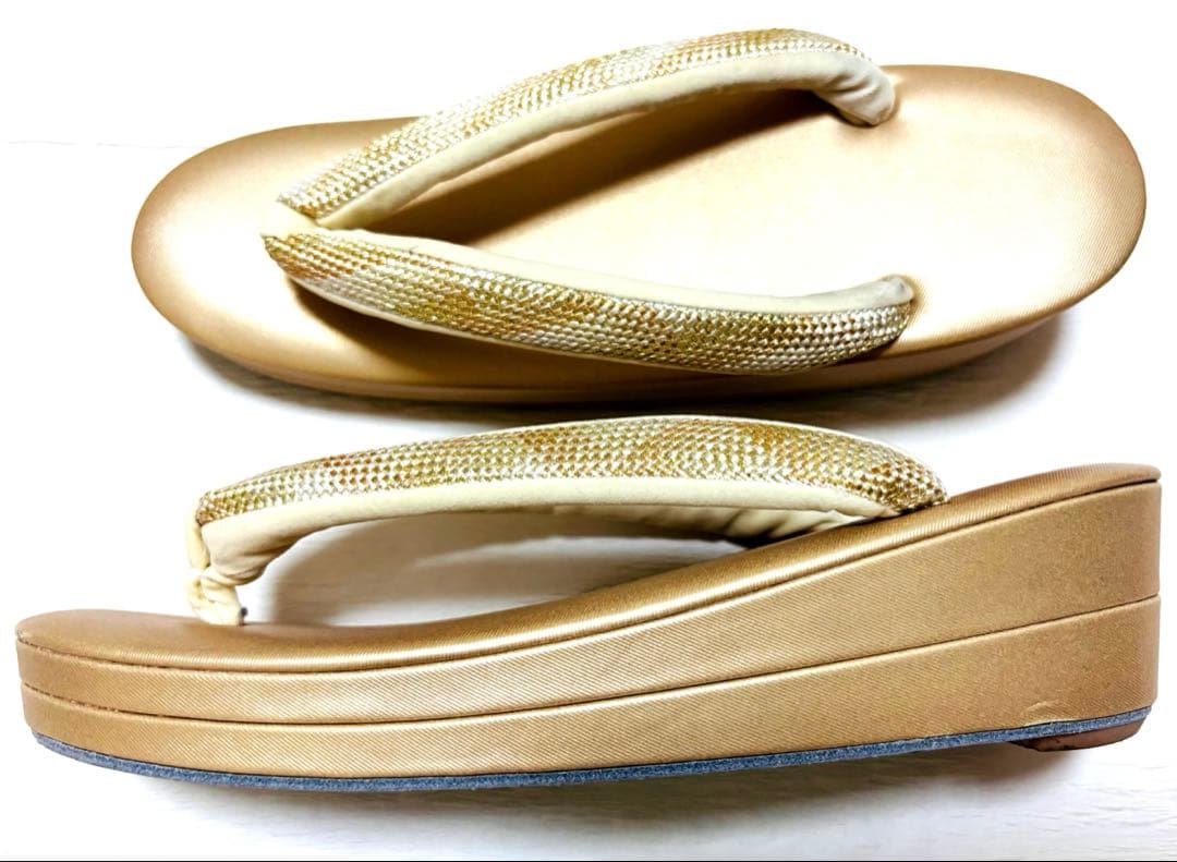 専用♡ 西陣織　帯地使用　フォーマル用　日本製　高級　草履・バッグ　2点セット