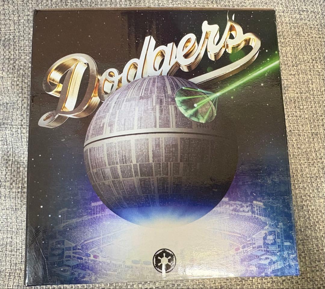 ロサンゼルスドジャース球場配布　スターウォーズナイト　デススターフィギュア