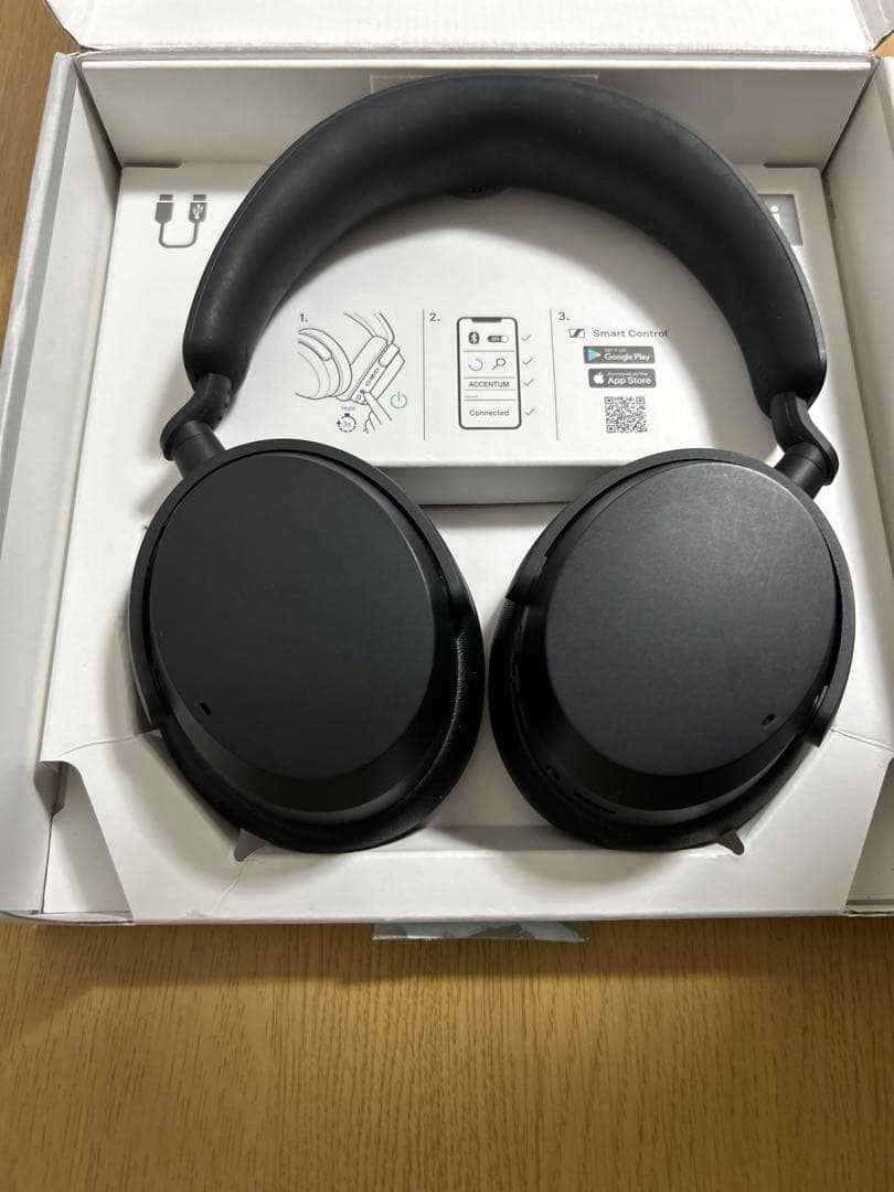 ヘッドホン ACCENTUM Wireless