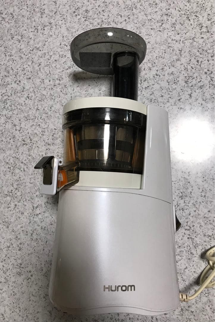 ヒューロム　スロージューサー　　H-AA-WWA17(ホワイト)